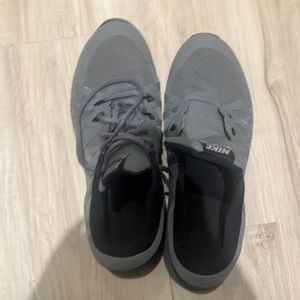 Nike Air Epic Speed TR II